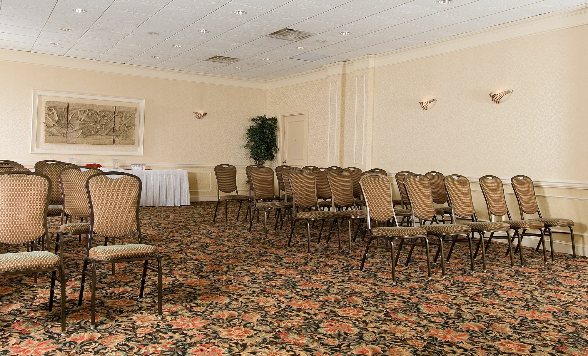 Delta Hotels By Marriott Utica Exterior photo